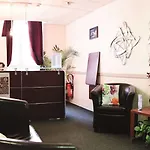 Residhotel Le Central'gare 3* גרנובל