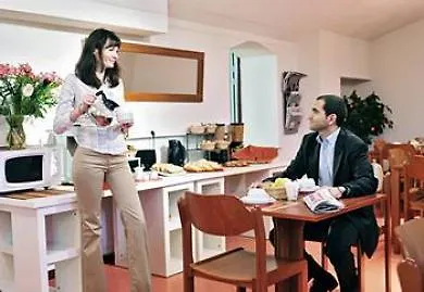 Hotel apartamentowy Residhotel Le Central'gare 3*