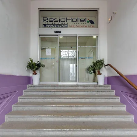 Hotel apartamentowy Residhotel Le Central'gare