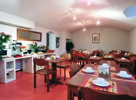 Hotel apartamentowy Residhotel Le Central'gare