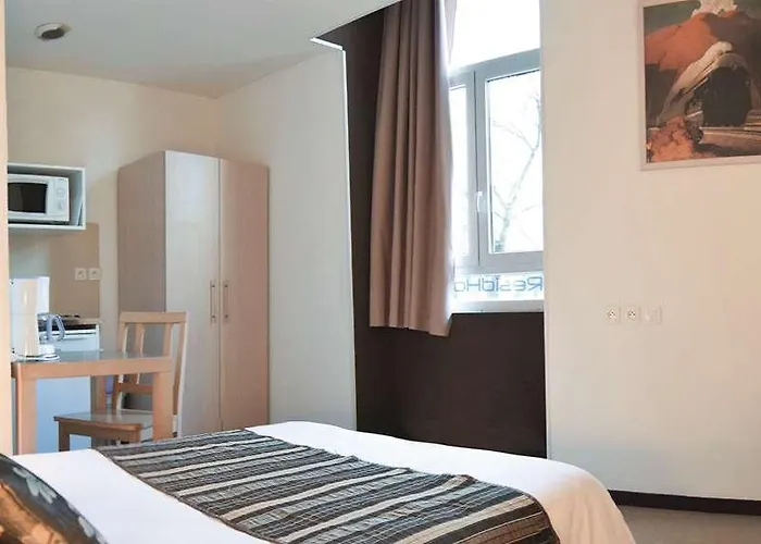 Residhotel Le Central'gare Апарт-готель 3*