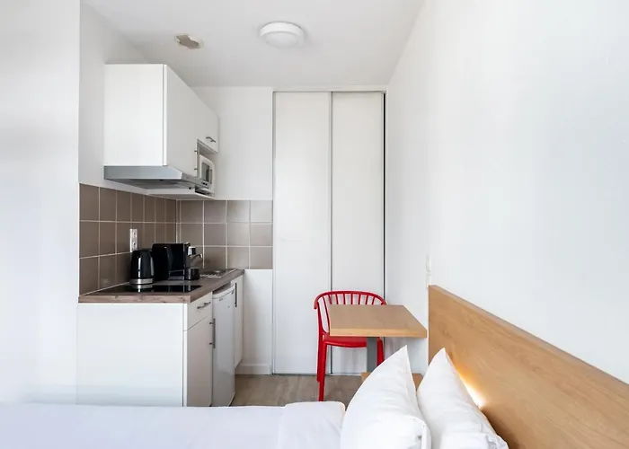 Aparthotel Residhotel Le Central'gare 3*