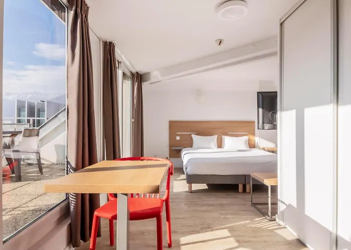 Апарт-готель Residhotel Le Central'gare Гренобль