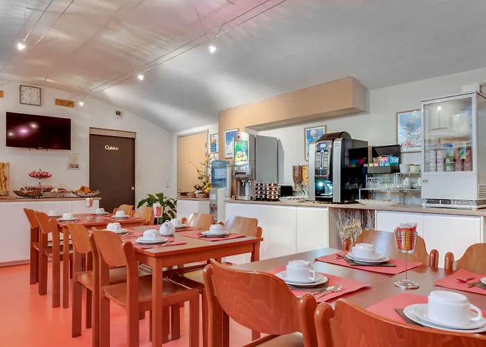 Residhotel Le Central'gare 3*