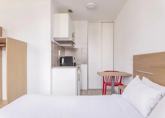 Апарт-готель Residhotel Le Central'gare